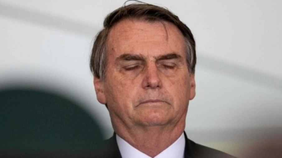 Leia mais sobre o artigo Bolsonaro despenca em aprovação: de 37% para 26%, maior queda desde que assumiu