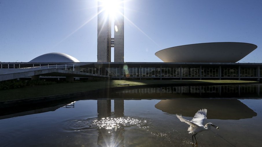 Leia mais sobre o artigo Às vésperas das eleições, entenda o que fazem os presidentes da Câmara e Senado