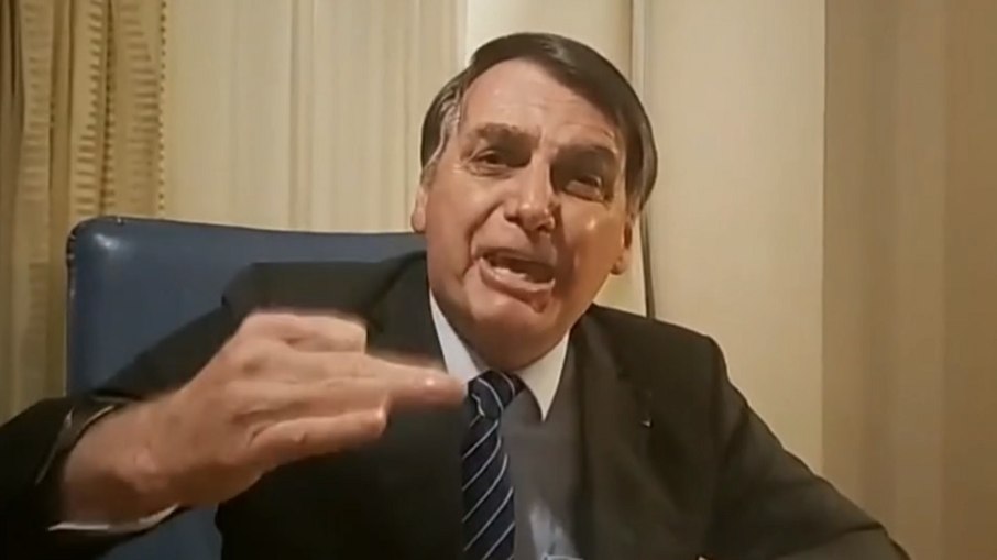 Leia mais sobre o artigo Muitos palavrões! Relembre 6 vezes que Bolsonaro soltou o verbo em declarações