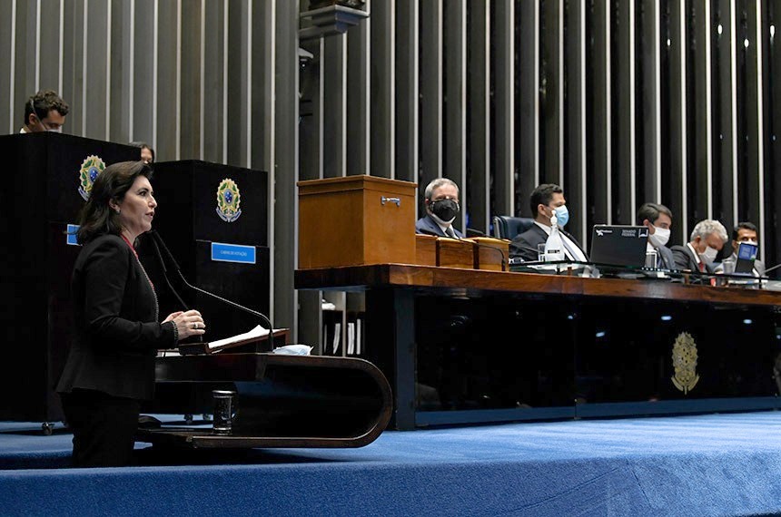 Leia mais sobre o artigo Simone Tebet é a primeira mulher a concorrer à Presidência do Senado