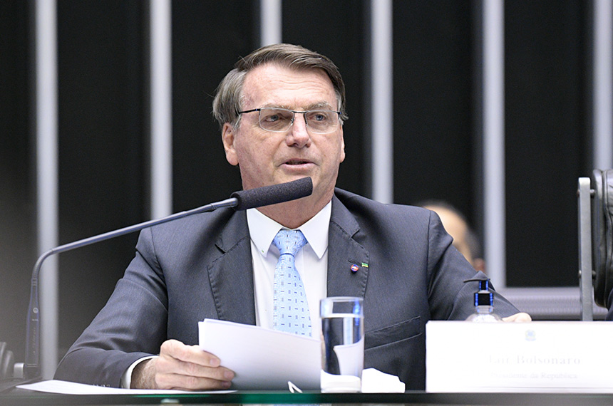 Leia mais sobre o artigo Bolsonaro diz que governo está pronto para a vacinação contra a covid-19