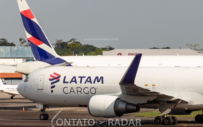 Leia mais sobre o artigo LATAM transporta doses da CoronaVac para 15 estados do Brasil