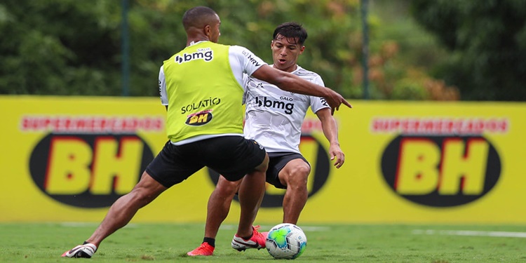 Leia mais sobre o artigo Galo tem preparação intensa para jogo no Maracanã contra o Fluminense