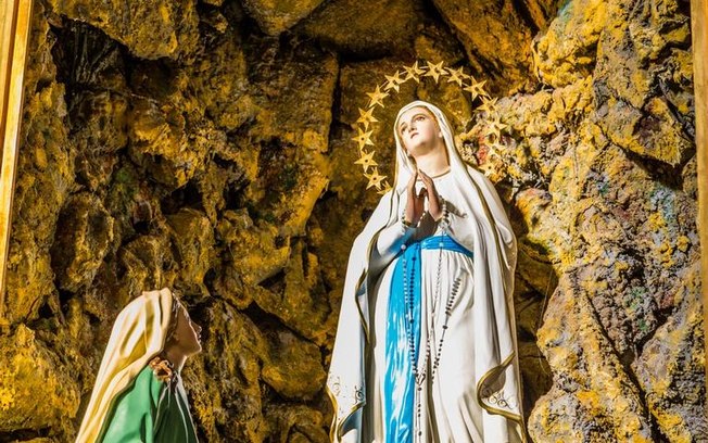 Leia mais sobre o artigo História de Nossa Senhora de Lourdes e as orações milagrosas