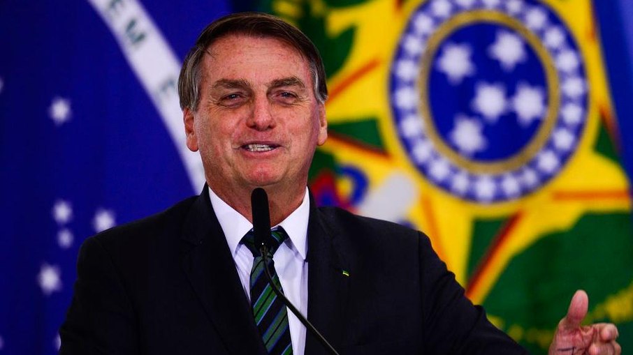 Leia mais sobre o artigo Bolsonaro: auxílio emergencial deve voltar a ser pago em março