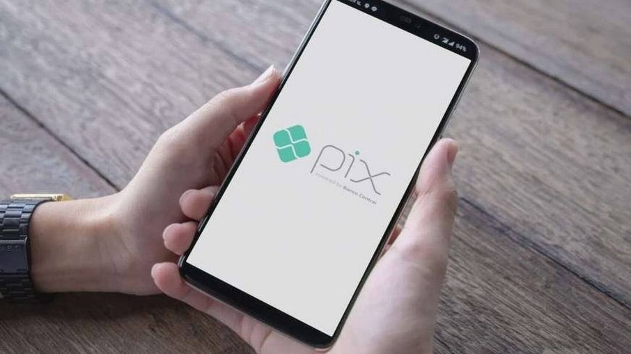 Leia mais sobre o artigo Pix volta a funcionar normalmente após sistema passar por instabilidade