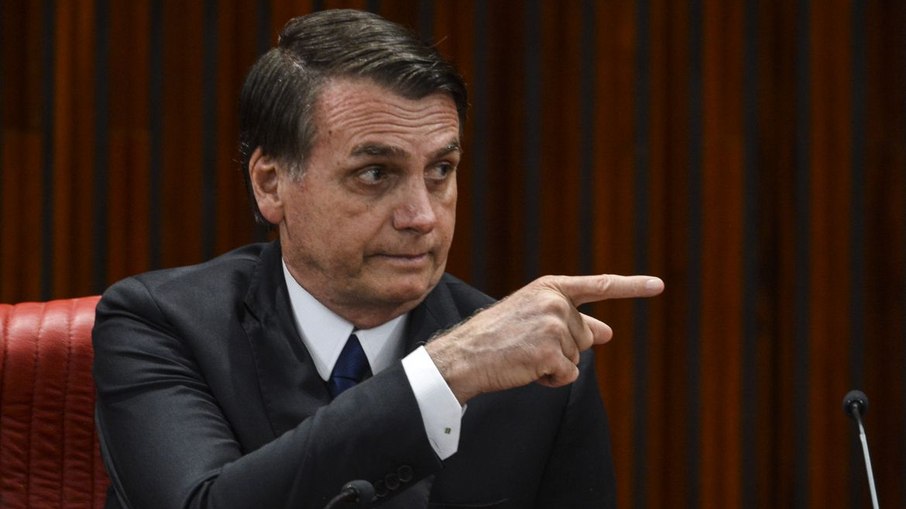 Leia mais sobre o artigo “Uma desgraça, mas é uma missão”, diz Bolsonaro sobre cadeira da presidência