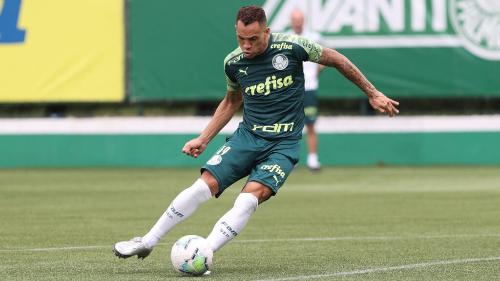 Leia mais sobre o artigo De volta ao Brasil, Verdão se reapresenta e faz treino tático antes do duelo com o Fortaleza