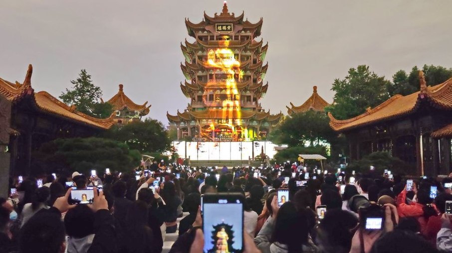 Leia mais sobre o artigo Se soubéssemos não teríamos voltado, dizem brasileiros resgatados de Wuhan