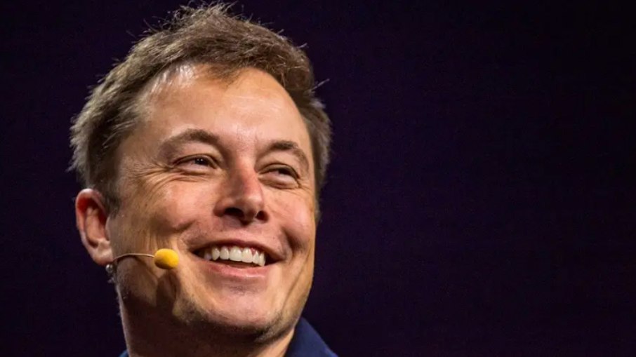 Leia mais sobre o artigo Musk deixa posto de mais rico do mundo após perder US$ 4,6 bi em um dia