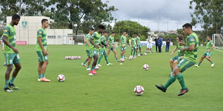 Leia mais sobre o artigo América – MG segue com trabalhos matutinos e se prepara para jogo-treino