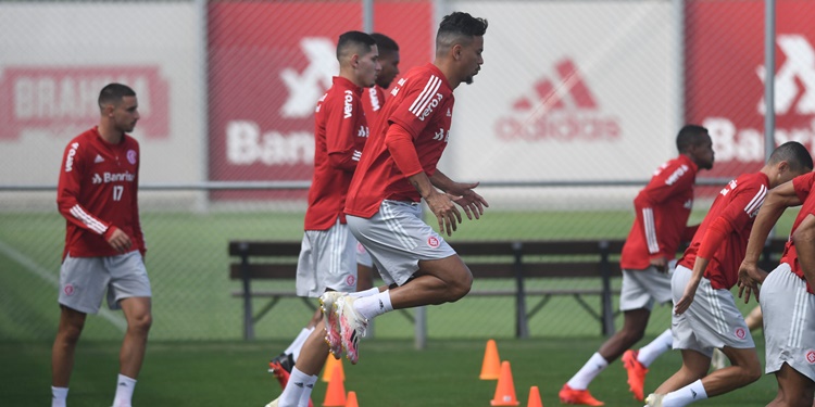 Leia mais sobre o artigo Inter fecha Brasileirão contra o Corinthians