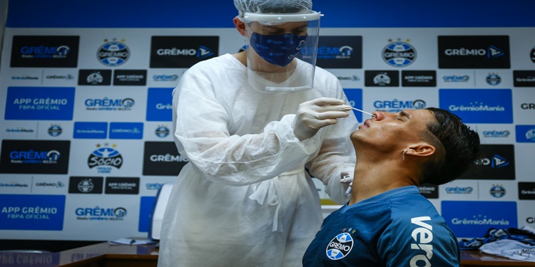 Leia mais sobre o artigo Grêmio realiza 75 testes do Covid e todos dão negativo