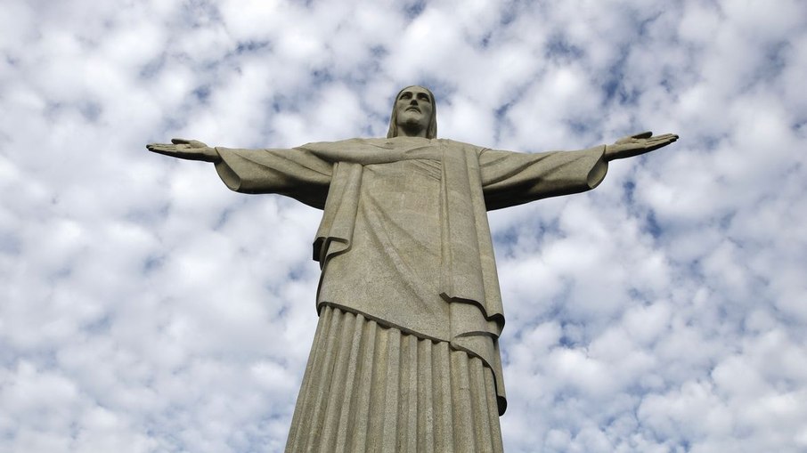 Leia mais sobre o artigo Cidade do Rio prevê vacinação de todos os idosos até fim de abril