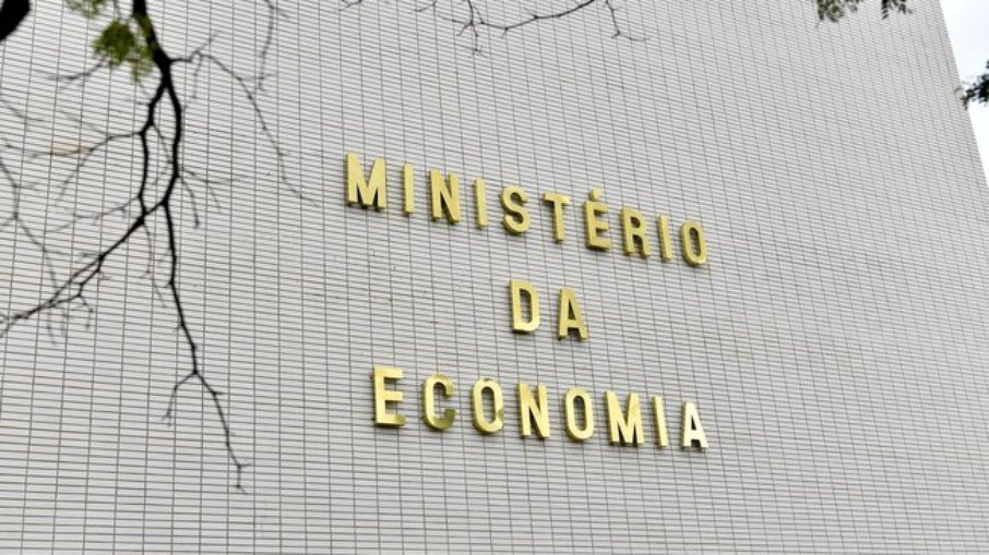 Leia mais sobre o artigo Ministério Economia oferece emprego para não concursados; confira detalhes