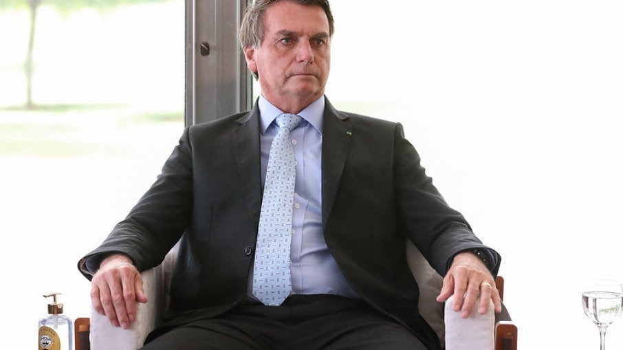 Leia mais sobre o artigo “Não deu certo em lugar nenhum”: Bolsonaro “alfineta” Doria ao criticar lockdown