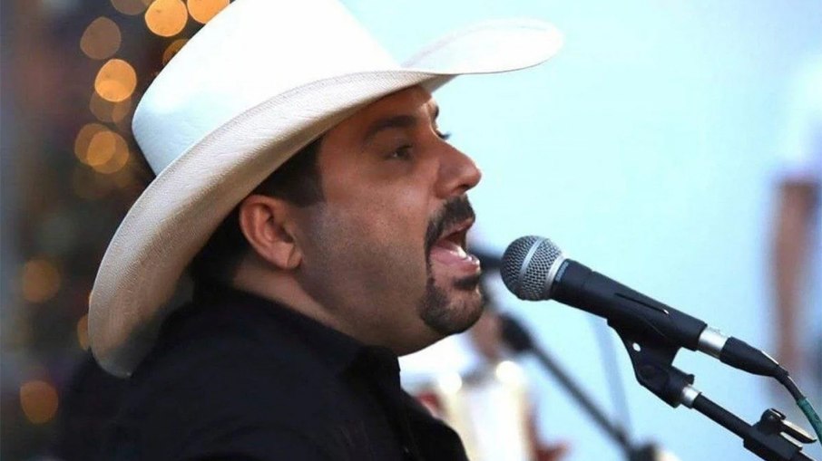 Leia mais sobre o artigo Sertanejo Edson, dupla de Hudson,  é internado por conta da Covid-19