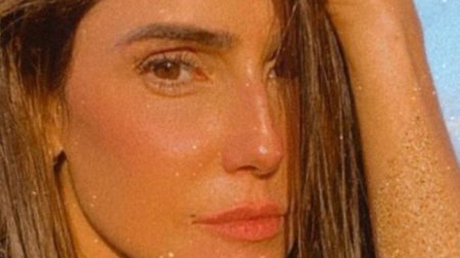 Leia mais sobre o artigo ‘BBB 21’: Deborah Secco analisa o jogo e declara sua torcida