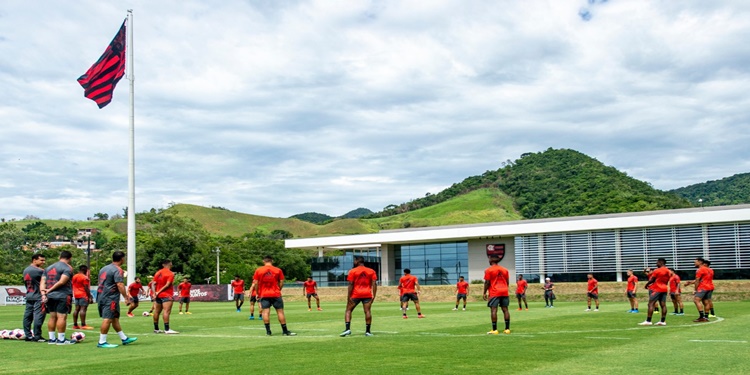 Leia mais sobre o artigo Mengão faz último treino antes da partida contra o Macaé, pelo Carioca