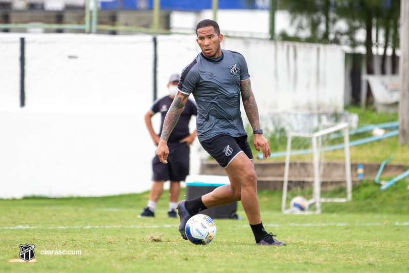 Leia mais sobre o artigo De olho no estadual, Ceará tem reapresentação marcada para este domingo, 7