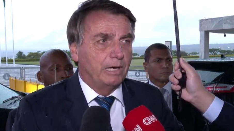 Leia mais sobre o artigo Bolsonaro diz que PEC Emergencial está sendo reavaliada para ser aprovada direto