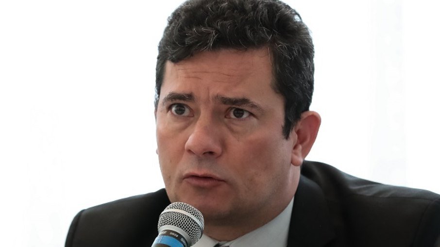 Leia mais sobre o artigo Defesa de Lula pede que Moro seja julgado ainda nesta terça pelo STF