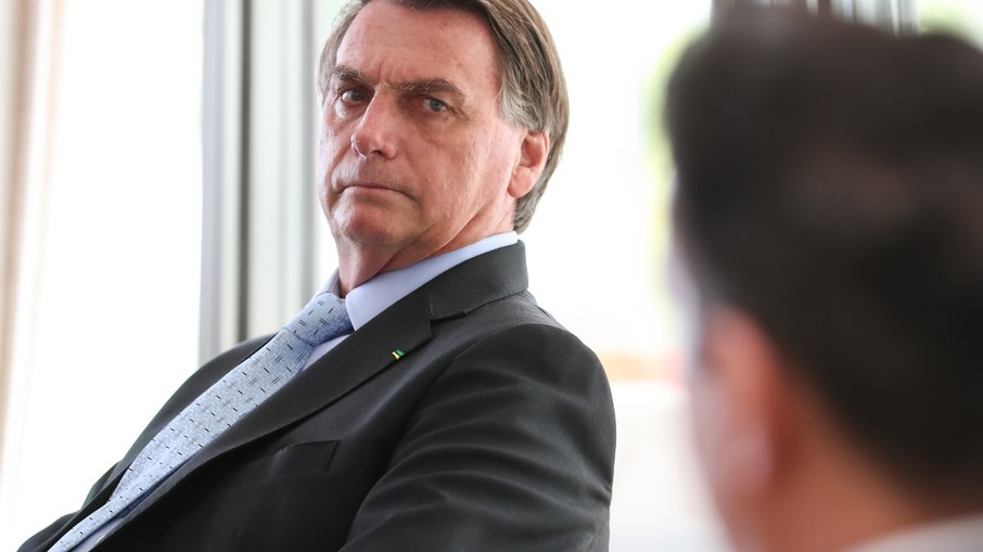 Leia mais sobre o artigo Vacinas para estados: ministro do STF dá 5 dias para Bolsonaro se pronunciar