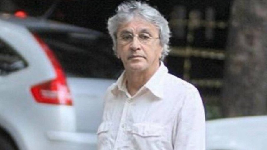 Leia mais sobre o artigo Há 10 anos Caetano Veloso estacionava no Leblon; web reage